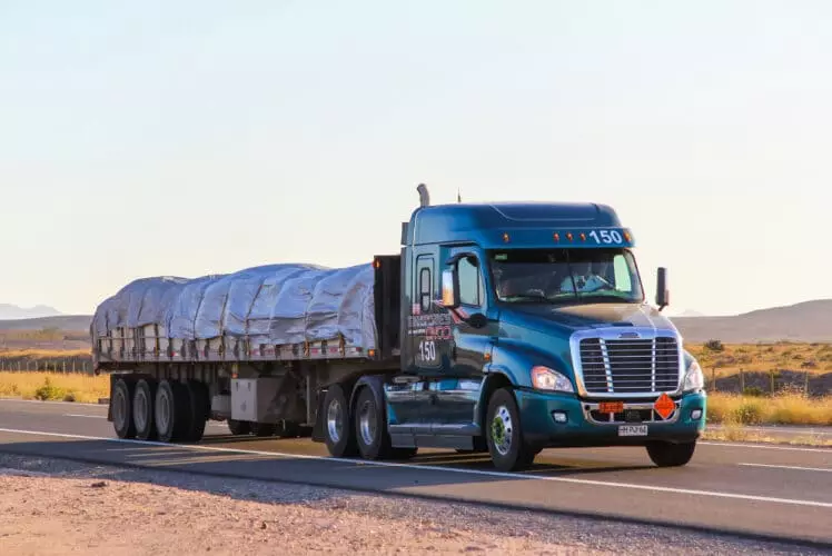Flatbed Trucking Companies, Best Flatbed Companies, Flatbed Hauling Companies, Flatbed Shipping Companies, Heavy Haulers