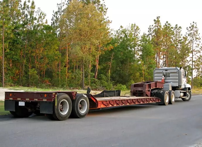 Flatbed Shipping Companies Near Boston, Flatbed Trucking Companies, Flatbed Hauling Companies, Flatbed Shipping Companies, Heavy Haulers